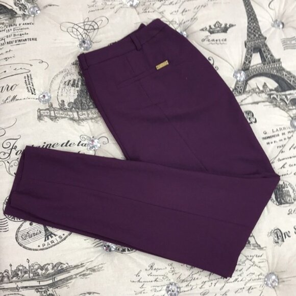 Calvin Klein  Mid-Rise Skinny Trousers - Picture 7 of 7